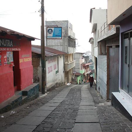 Una Noche Con Mical San Pedro La Laguna Exterior foto